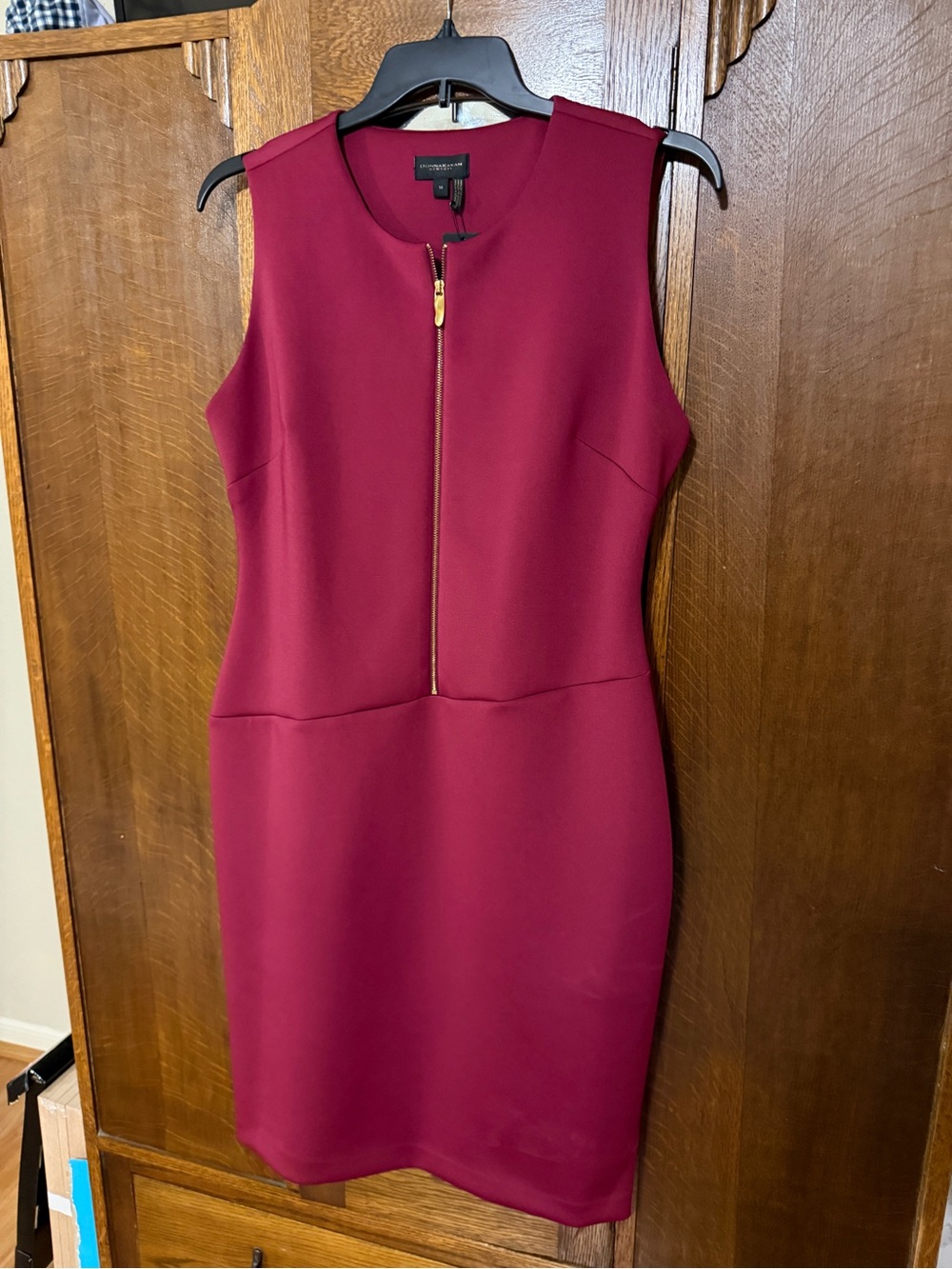 Donna Karan Sleeveless Zip-Front Dress in Burgundy, 14, NWT